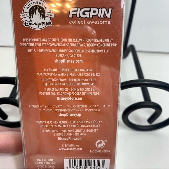 NWT. Disney Orange Bird FiGPin. Limited release #684. - Picture 5 of 6